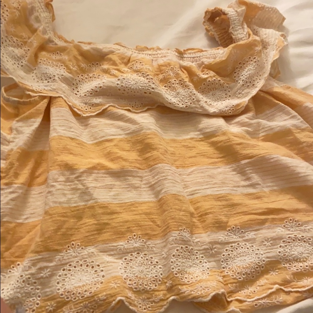 american eagle off the shoulder top